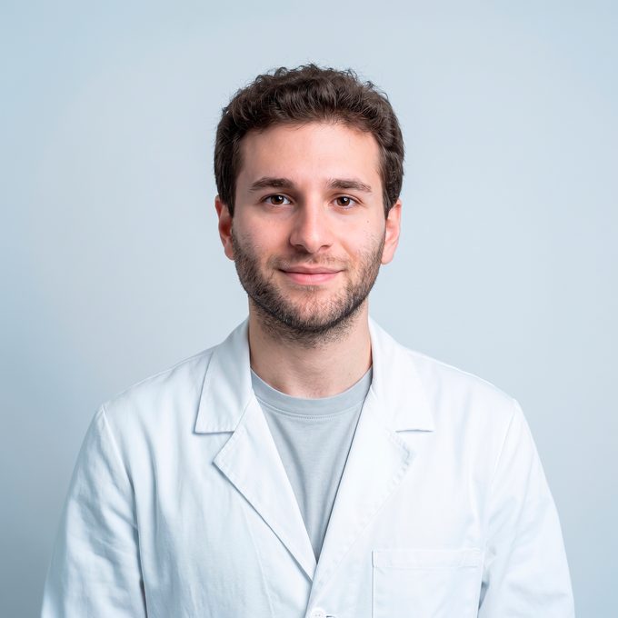 Dr. Santiago — Hair Solution Barcelona
